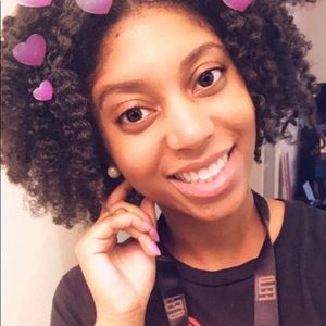 Meet your Posher, Evanna